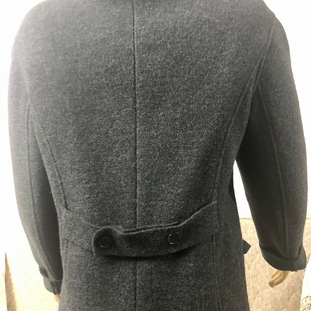 Vintage Burberry’s 100% wool coat size 8 - Picture 3 of 8